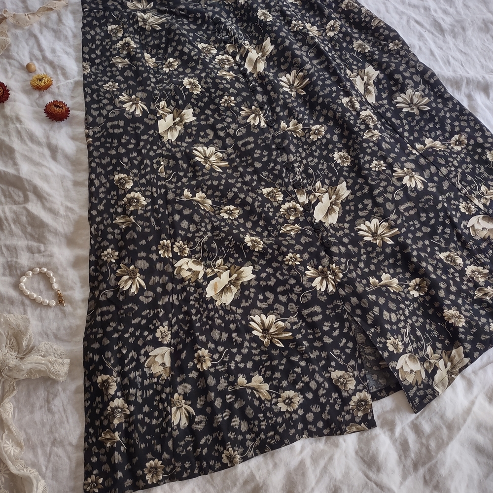 Black And Floral, Vintage Sag Harbor Skirt, 1XL - Picture 7 of 7